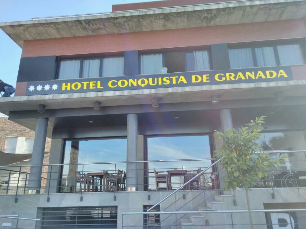 ホテル Yit Conquista De Granada ペリグロス エクステリア 写真